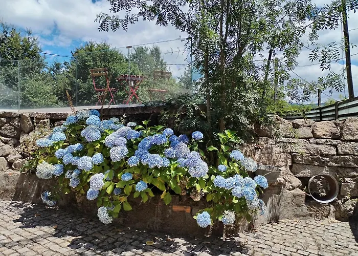 A Casa Do Outeiro * Ponteareas